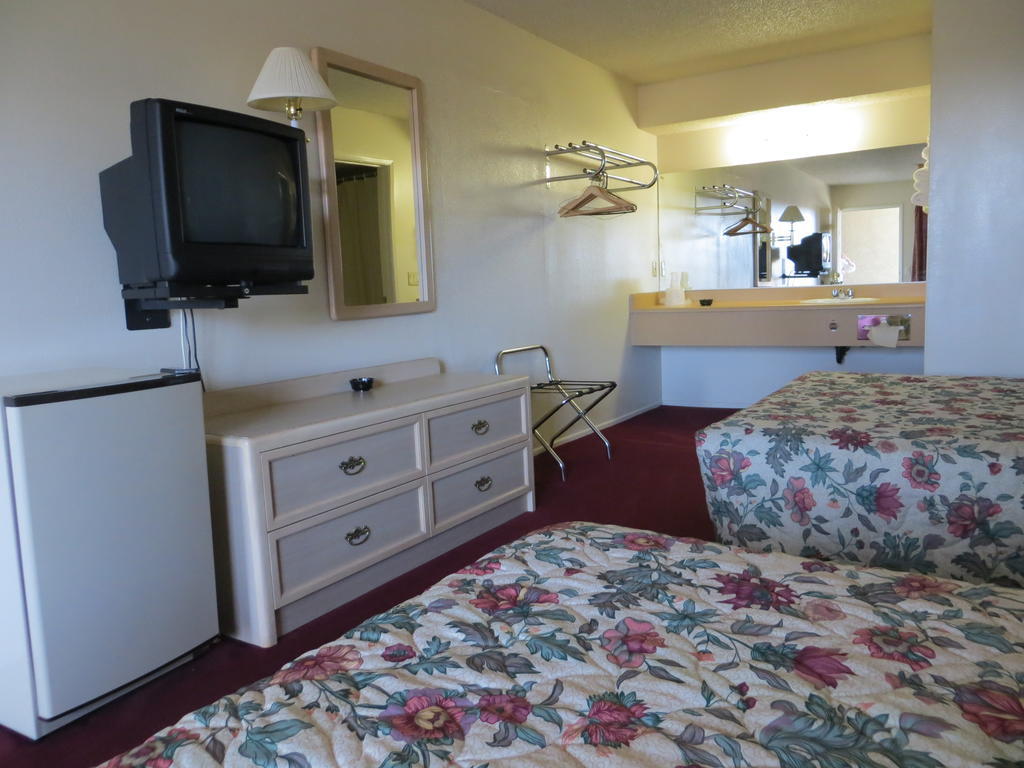 Beach Inn Motel Huntington Beach Bagian luar foto